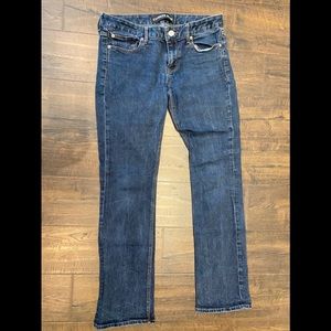Express Stella Low Rise Barely boot jeans 10R